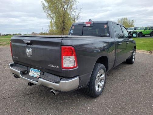 Granite Crystal Metallic Clearcoat 2019 RAM 1500 Big Horn