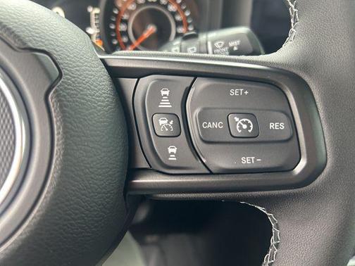 Anvil Clearcoat 2026 Jeep Wrangler Sport S