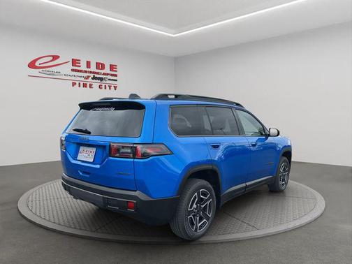 Hydro Blue Pearlcoat 2026 Jeep Cherokee Limited
