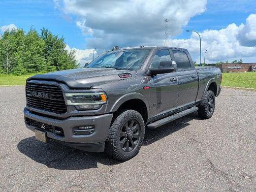 Granite Crystal Metallic Clearcoat 2019 RAM 2500 Laramie Crew Cab 4x4 6'4' Box