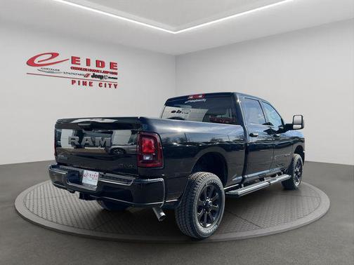 2026 RAM 2500 Big Horn Crew Cab 4x4 6'4' Box