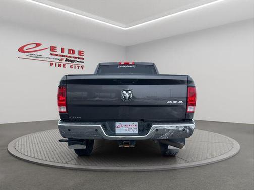 2017 RAM 2500 Tradesman Crew Cab 4x4 6'4' Box