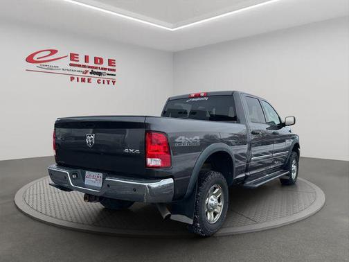 2017 RAM 2500 Tradesman Crew Cab 4x4 6'4' Box