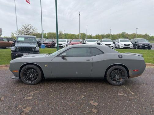 Destroyer Gray Clearcoat 2023 Dodge Challenger R/T Scat Pack
