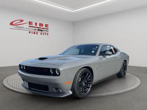Destroyer Gray Clearcoat 2023 Dodge Challenger R/T Scat Pack