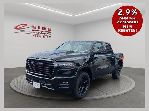 Diamond Black Crystal Pearlcoat 2026 RAM 1500 Laramie