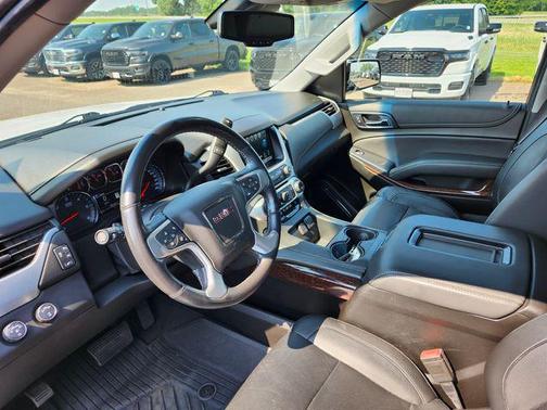 2020 GMC Yukon XL SLT