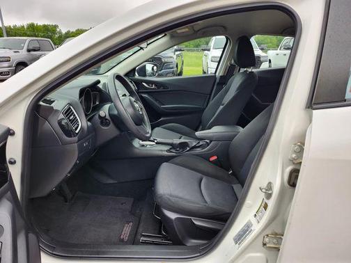 2014 Mazda Mazda3 i Sport