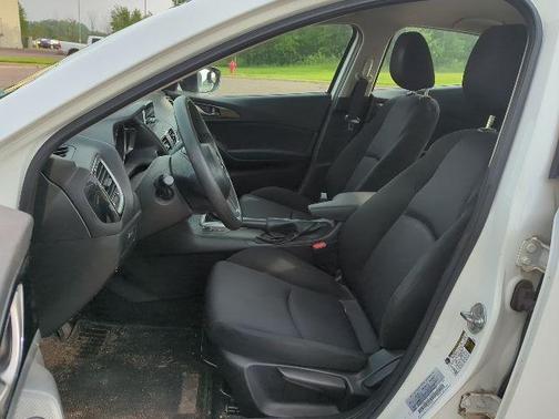 2014 Mazda Mazda3 i Sport