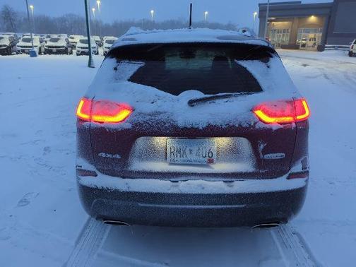 2021 Jeep Cherokee Latitude Lux