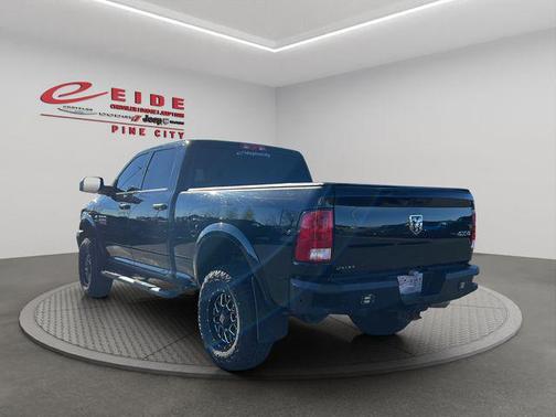 2018 RAM 2500 Tradesman Crew Cab 4x4 6'4' Box