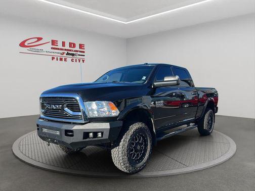 2018 RAM 2500 Tradesman Crew Cab 4x4 6'4' Box