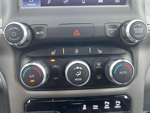Bright White Clearcoat 2022 RAM 1500 Big Horn/Lone Star