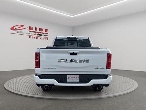 Bright White Clearcoat 2026 RAM 1500 ST
