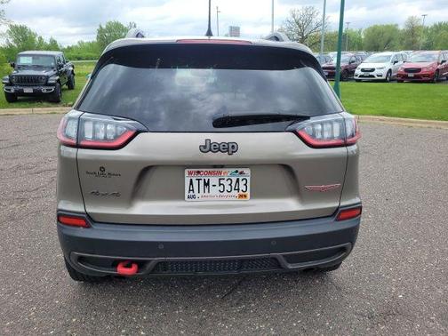 Light Brownstone Pearlcoat 2019 Jeep Cherokee Trailhawk