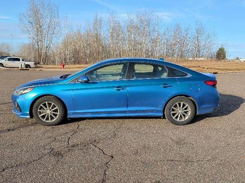 2018 Hyundai SONATA SE