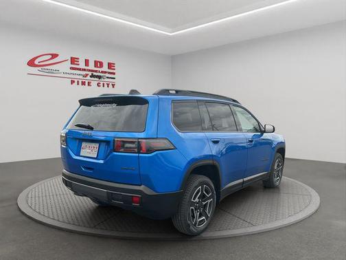 Hydro Blue Pearlcoat 2026 Jeep Cherokee Limited