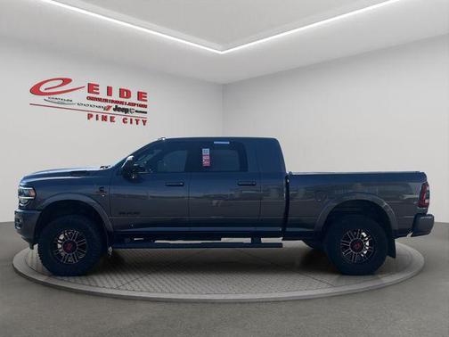 Granite Crystal Metallic Clearcoat 2020 RAM 3500 Laramie Mega Cab 4x4 6'4' Box