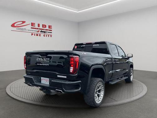 Onyx Black 2023 GMC Sierra 1500 Elevation