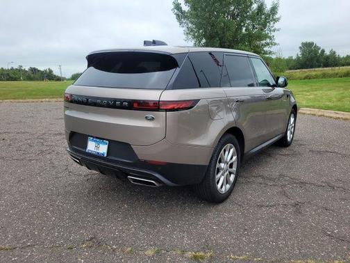 2023 Land Rover Range Rover Sport SE