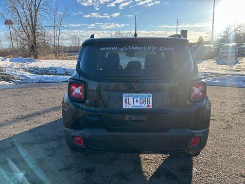 2022 Jeep Renegade Altitude