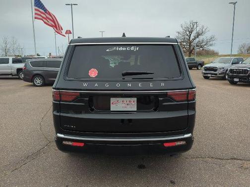 2025 Jeep Wagoneer 4x4