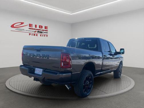 2026 RAM 3500 Laramie Crew Cab 4x4 6'4' Box