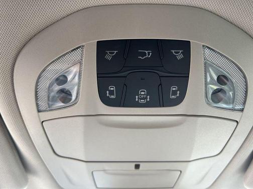 Silver Mist Clearcoat 2024 Chrysler Pacifica Touring L