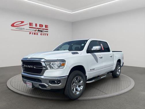 Bright White Clearcoat 2021 RAM 1500 Big Horn/Lone Star