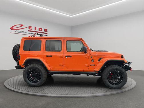 Joose 2025 Jeep Wrangler 4-Door Sahara 4x4