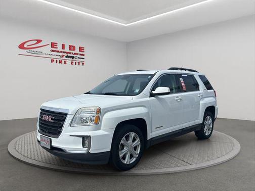 Summit White 2017 GMC Terrain SLE-2
