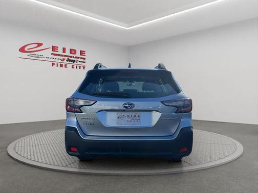 2024 Subaru Outback Base