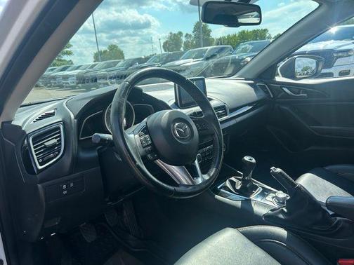 2016 Mazda Mazda3 i Grand Touring