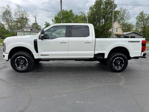 Star White Metallic Tri-Coat 2026 Ford F-250 Platinum