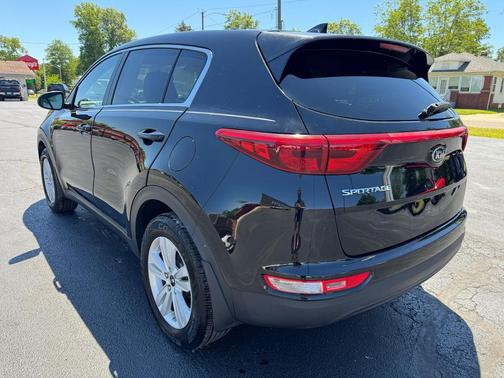 Black Cherry 2018 Kia Sportage LX