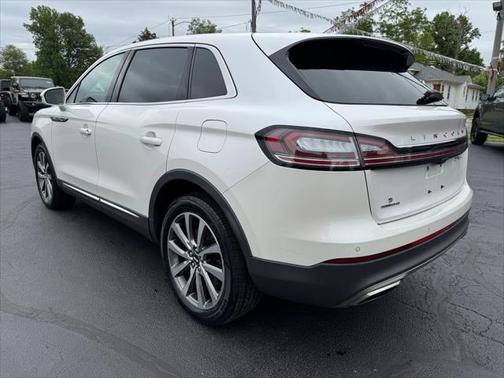 2019 Lincoln Nautilus Select