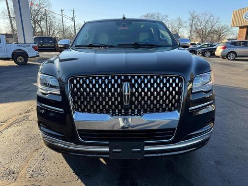 2023 Lincoln Navigator Black Label