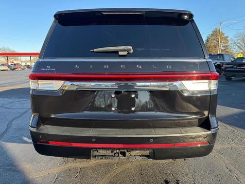 2023 Lincoln Navigator Black Label