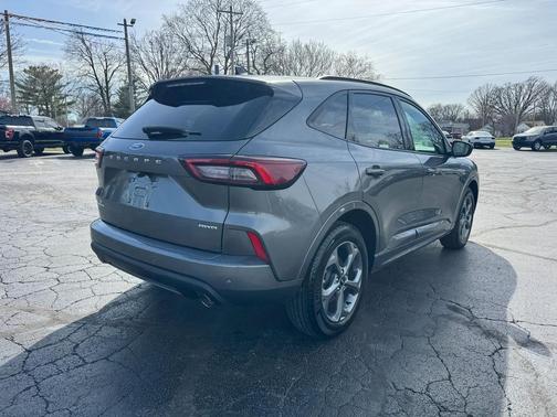 2024 Ford Escape ST-Line