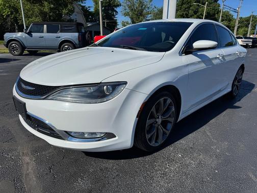 Bright White Clearcoat 2016 Chrysler 200 C