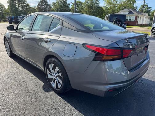 Gun Metallic 2024 Nissan Altima S FWD