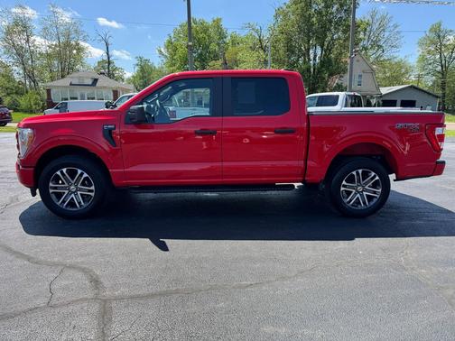 Race Red 2022 Ford F-150 XL