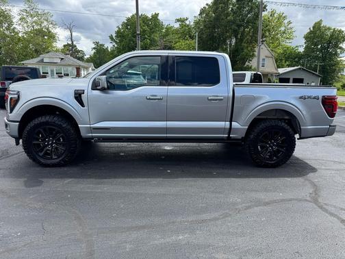 Iconic Silver Metallic 2025 Ford F-150 Platinum