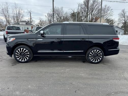 2023 Lincoln Navigator Black Label