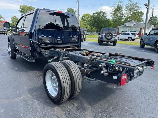 Antimatter Blue Metallic 2025 Ford F-450 Lariat
