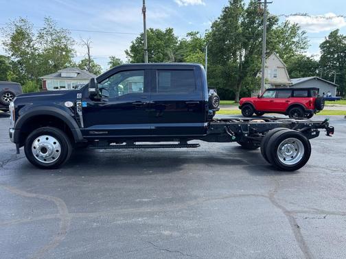 Antimatter Blue Metallic 2025 Ford F-450 Lariat