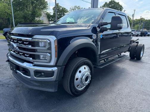 Antimatter Blue Metallic 2025 Ford F-450 Lariat