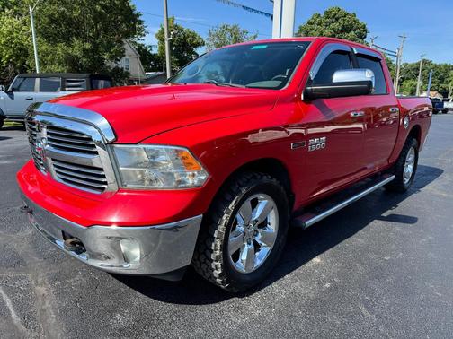 Flame Red Clearcoat 2014 RAM 1500 SLT