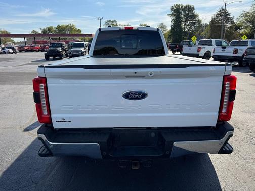 2023 Ford F-350 Lariat