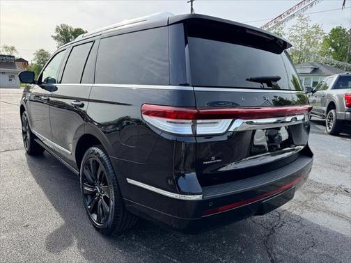 2023 Lincoln Navigator Reserve